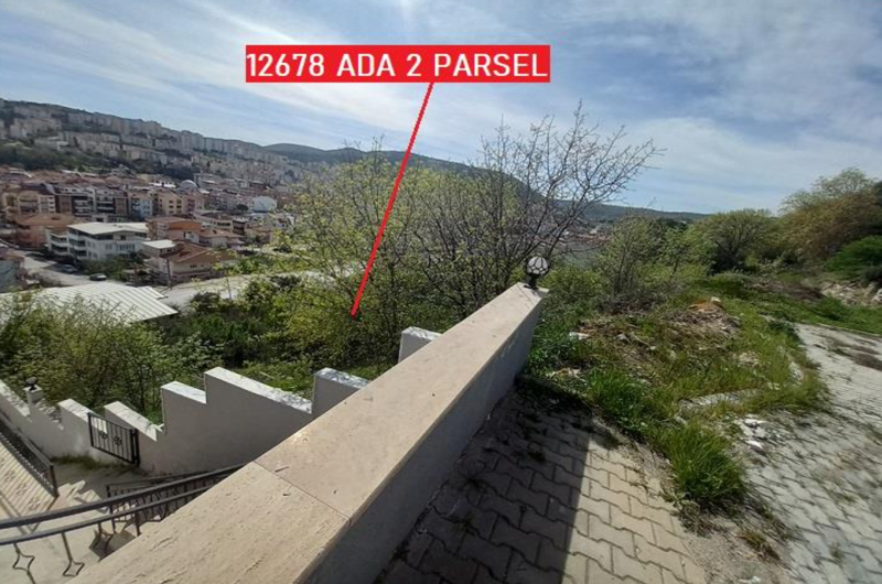 BALIKESİR KARESİ'DE 135,56 M2 KONUT İMARLI SATILIK HİSSELİ ARSA